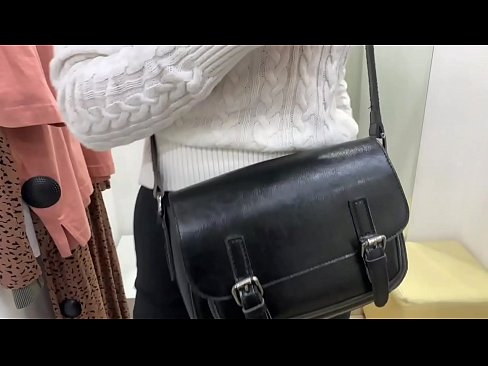 ❤️ Nuoren nartun FeralBerryn julkinen itsetyydytys dildolla sovituskopissa ️ Porno at us fi.bladesoul.top ﹏